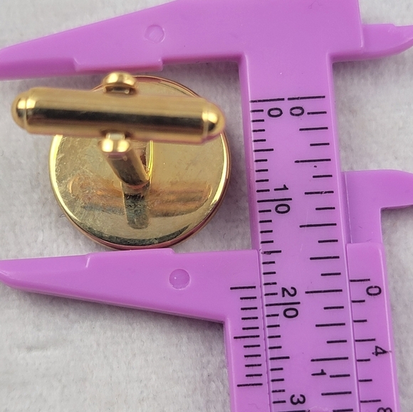 New Without Tags Vintage Looking Donald Duck Goldtone Cufflinks - Picture 5 of 5